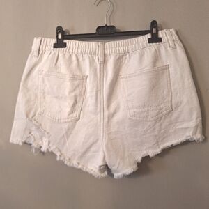 Aerie Cream Jean Shorts with Frayed Hem and Elastic Waistband Sz Large